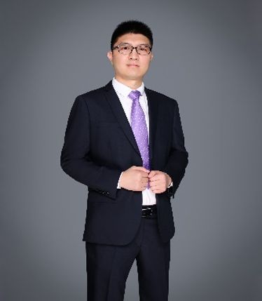  Li Zhang